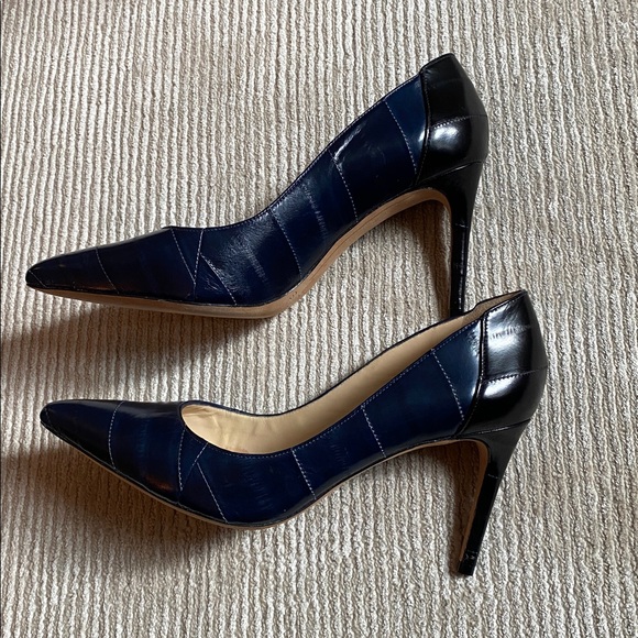 Alexandre Birman Textured Leather Two Tone Blue Black Python Pumps Heels 7.5 - Picture 8 of 15